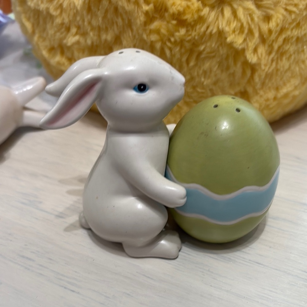 White Bunny with Green Egg Salt Shaker